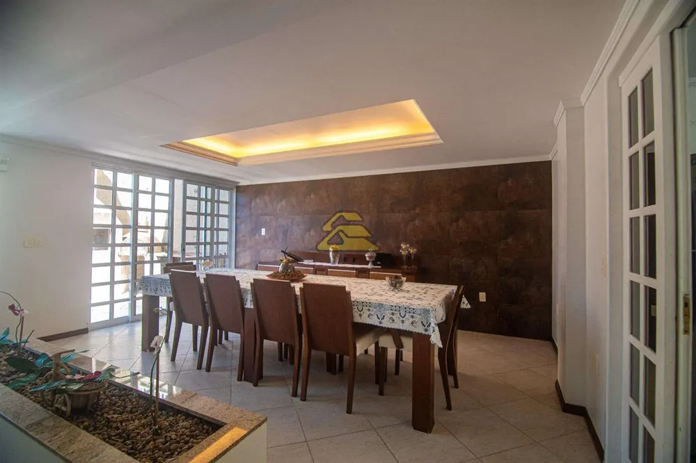 Casa, 4 quartos, 351 m² - Foto 8