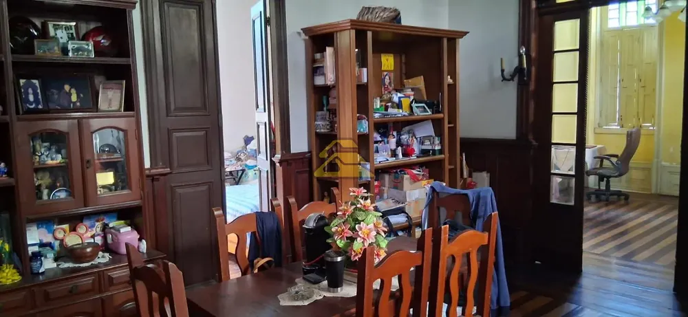 Casa, 7 quartos, 210 m² - Foto 3