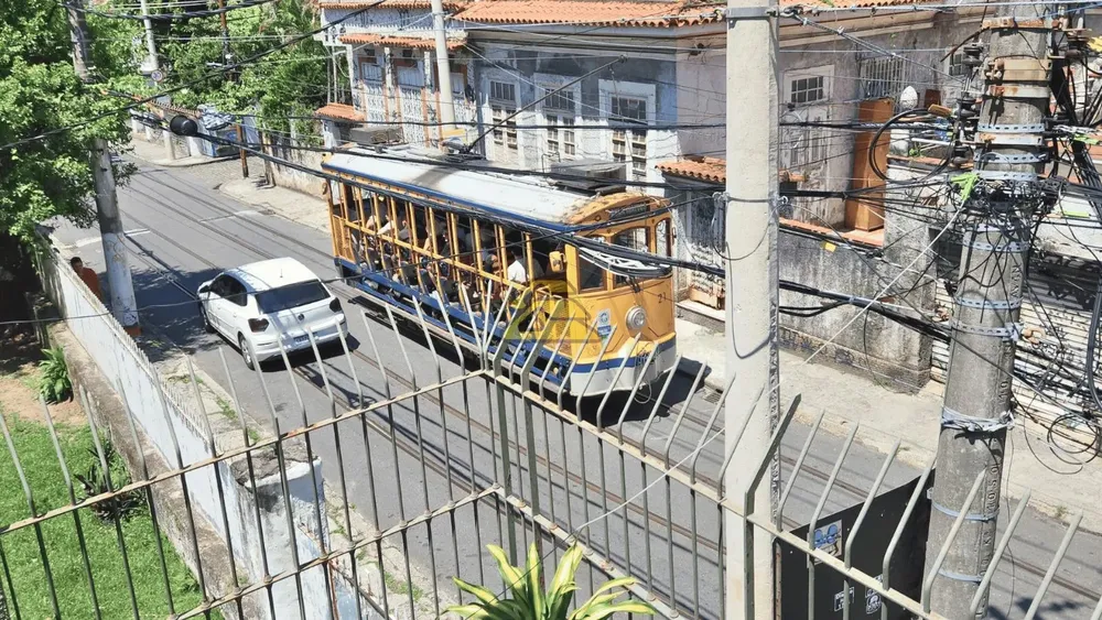 Casa, 6 quartos, 225 m² - Foto 6