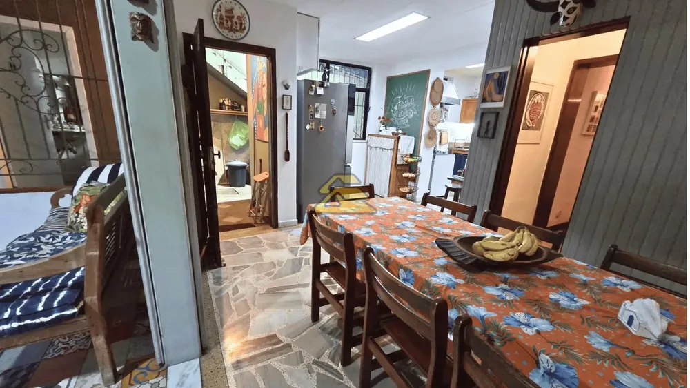 Casa, 6 quartos, 225 m² - Foto 23