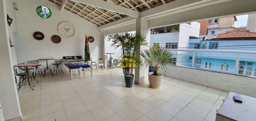 Casa, 5 quartos, 238 m² - Foto 1