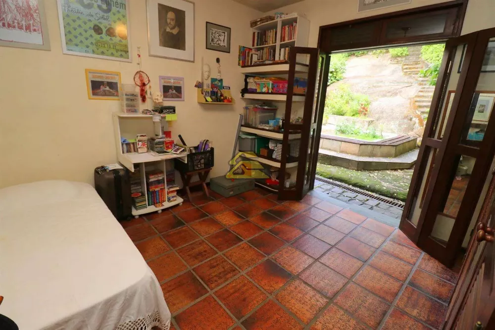 Casa, 3 quartos, 289 m² - Foto 36
