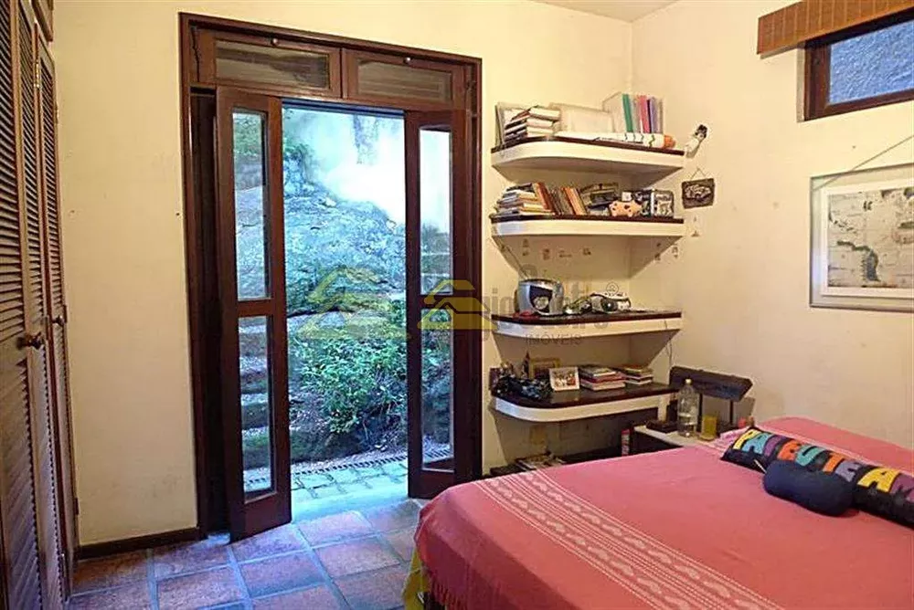 Casa, 3 quartos, 289 m² - Foto 35
