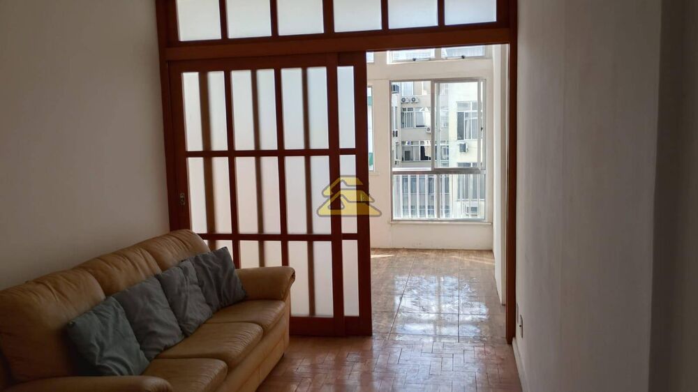 Apartamento à venda com 2 quartos, 68m² - Foto 1