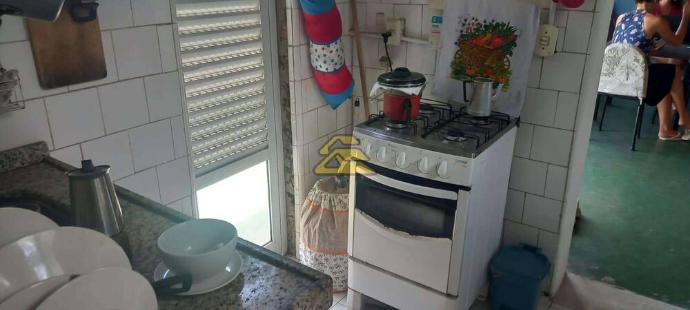 Casa à venda com 2 quartos, 61m² - Foto 8