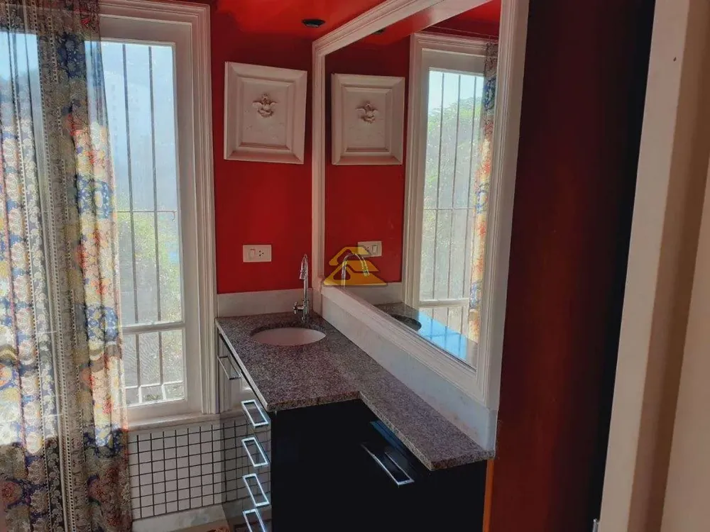 Casa, 5 quartos, 337 m² - Foto 2