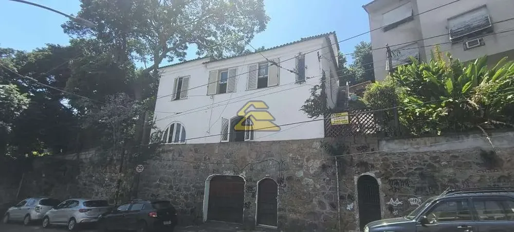 Casa, 6 quartos, 149 m² - Foto 2