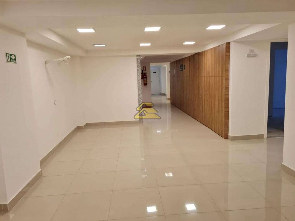 Sala-Conjunto, 250 m² - Foto 1