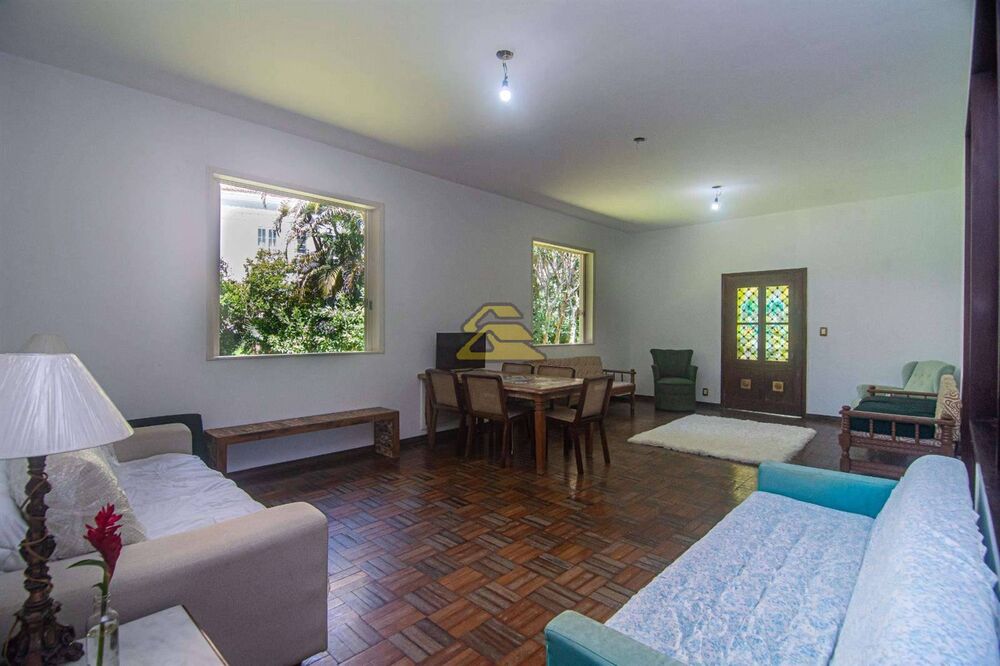 Casa à venda com 3 quartos, 263m² - Foto 7