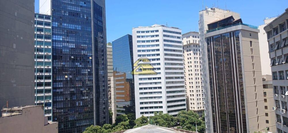 Apartamento à venda com 1 quarto, 50m² - Foto 19