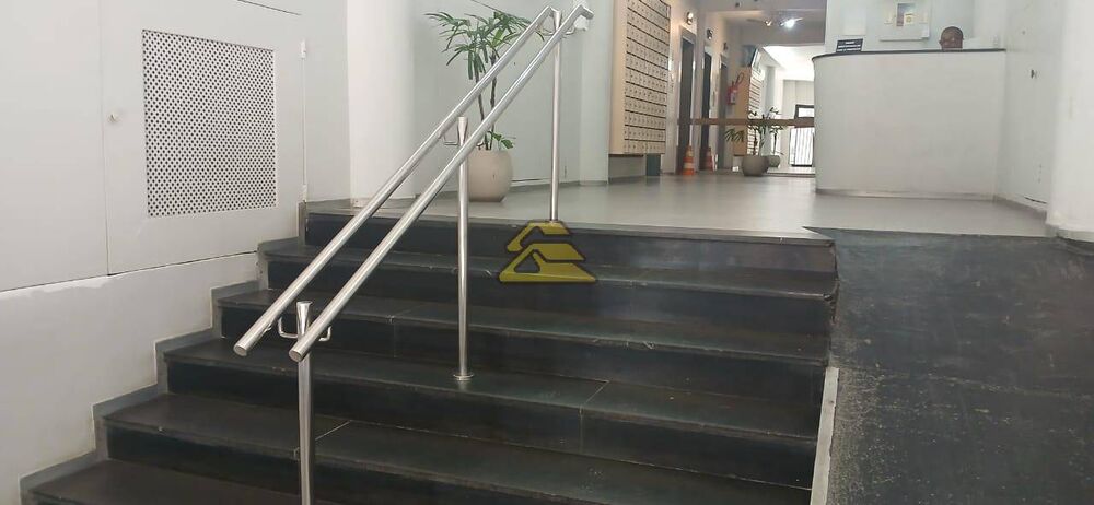 Apartamento à venda com 1 quarto, 50m² - Foto 3