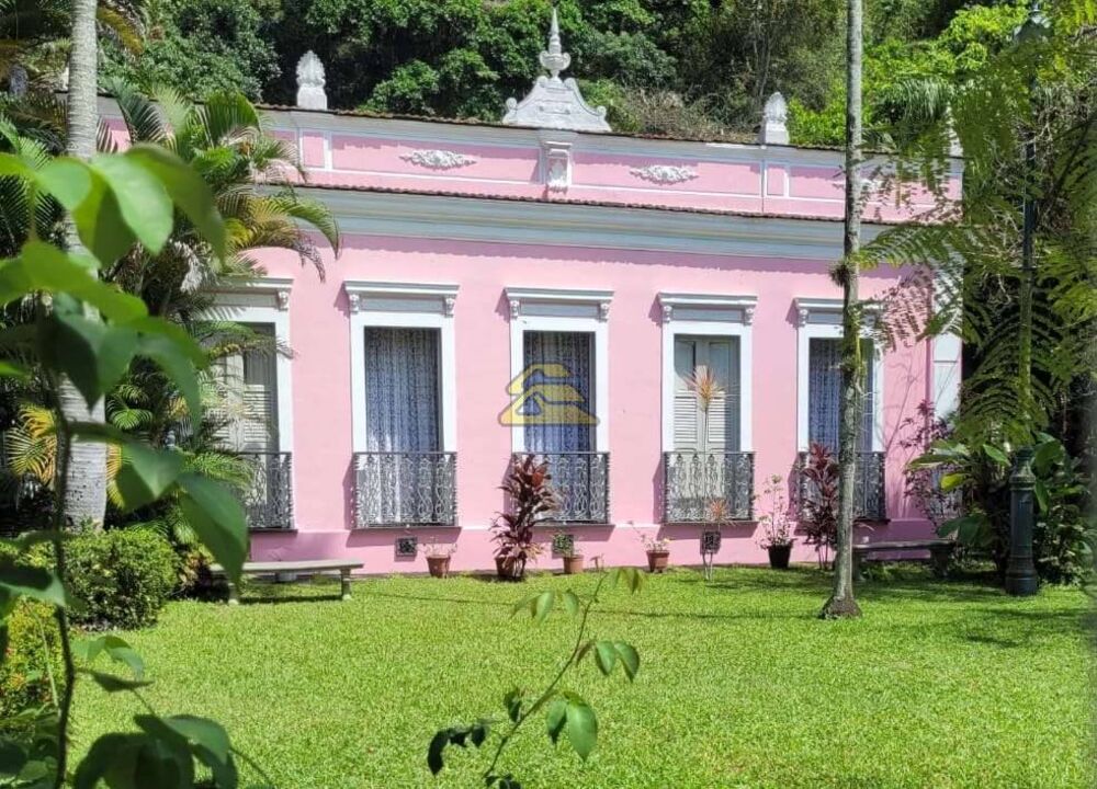 Casa, 6 quartos, 200 m² - Foto 1