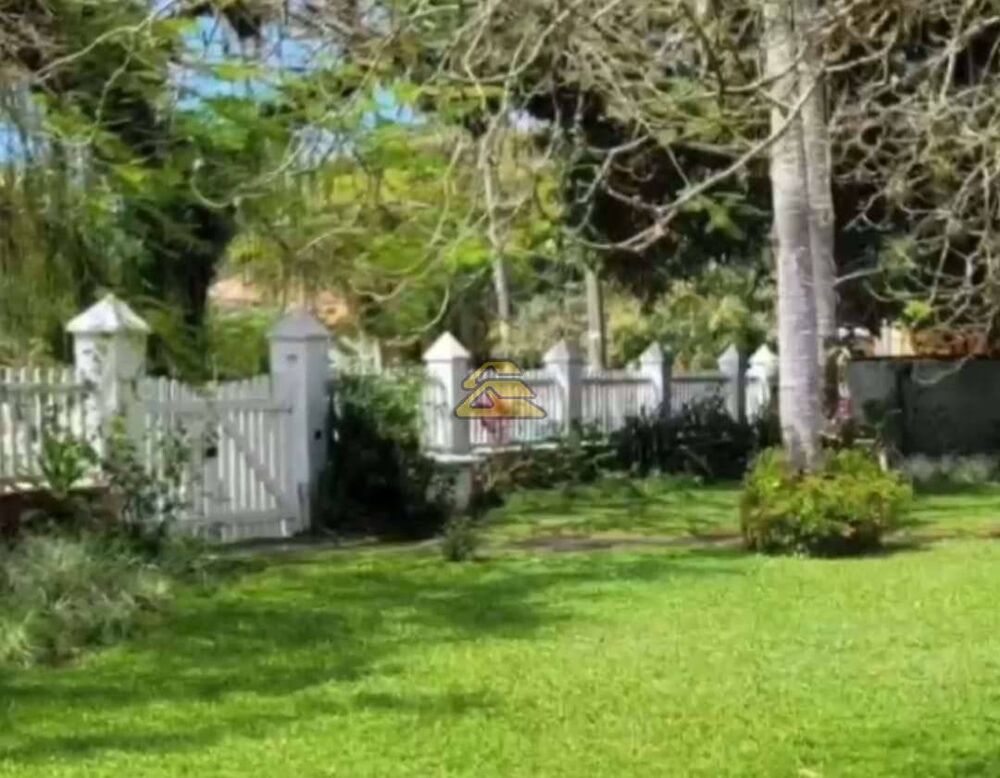 Casa, 6 quartos, 200 m² - Foto 4