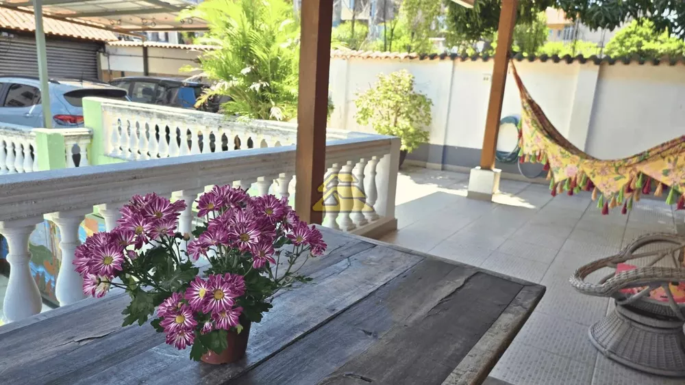 Casa, 6 quartos, 225 m² - Foto 11