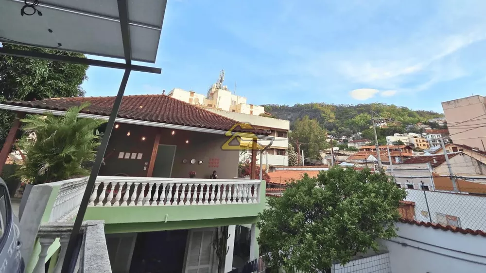Casa, 6 quartos, 225 m² - Foto 31