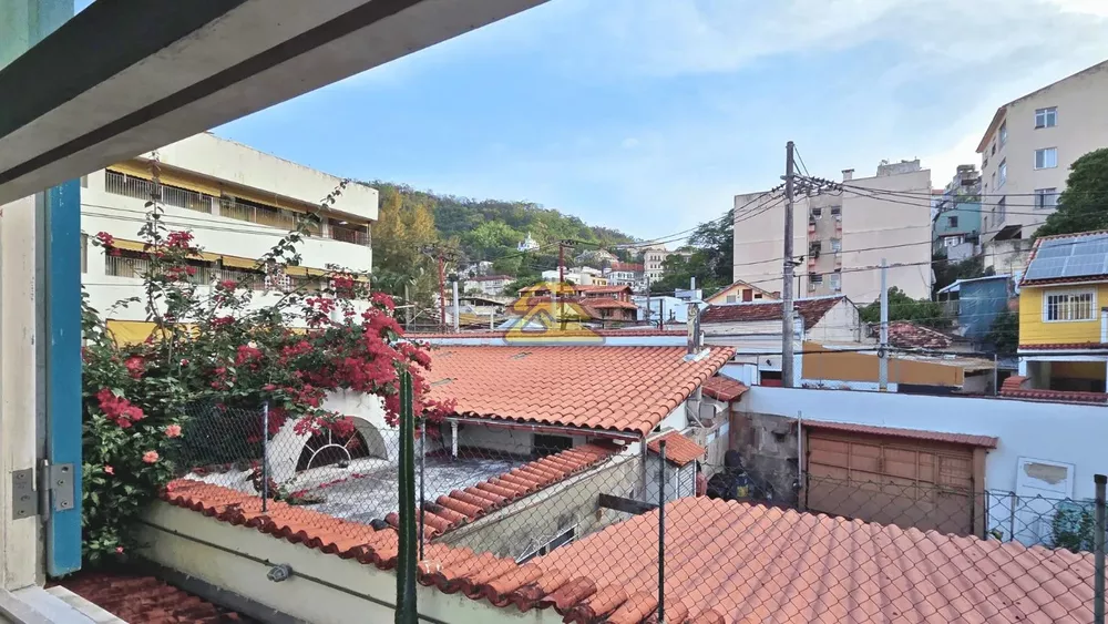 Casa, 6 quartos, 225 m² - Foto 10
