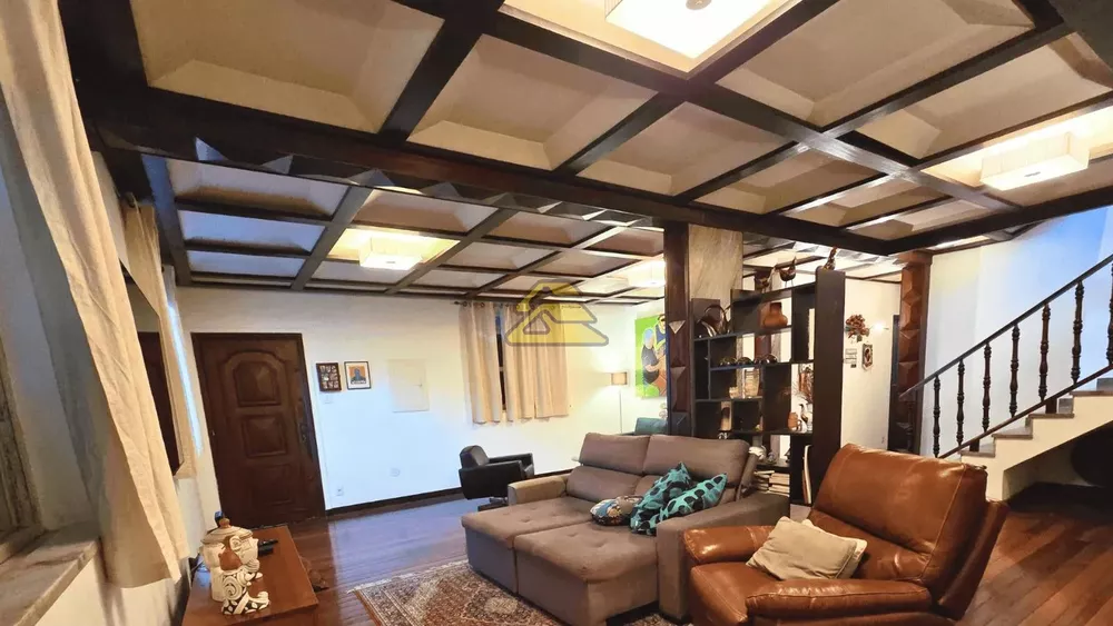 Casa, 6 quartos, 225 m² - Foto 32