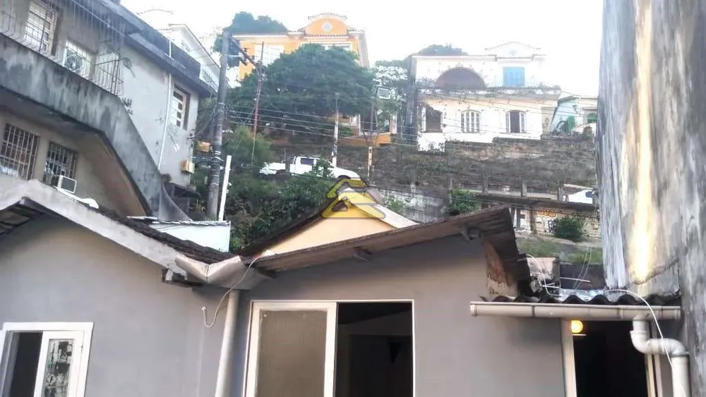 Casa, 6 quartos, 240 m² - Foto 19
