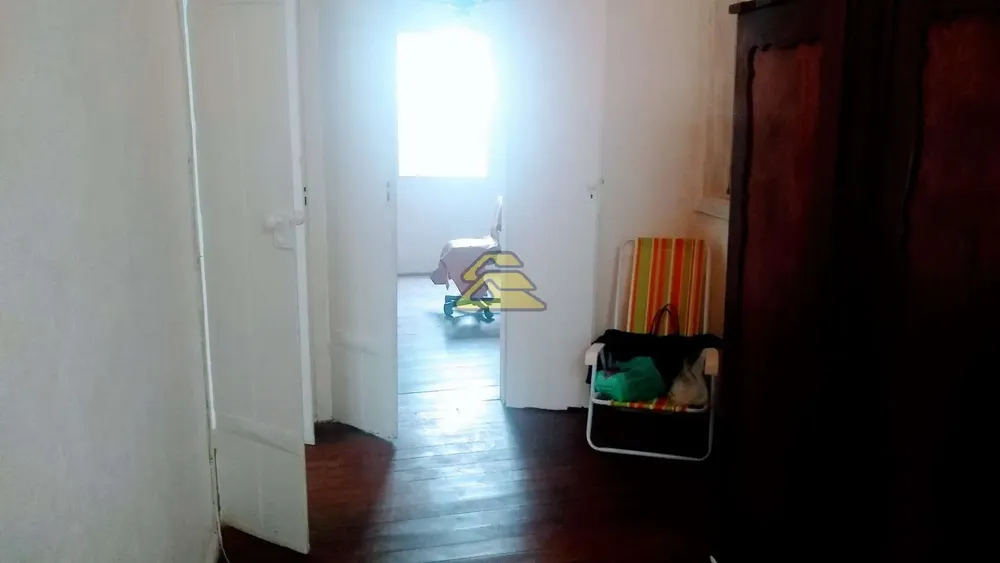 Casa, 6 quartos, 240 m² - Foto 18