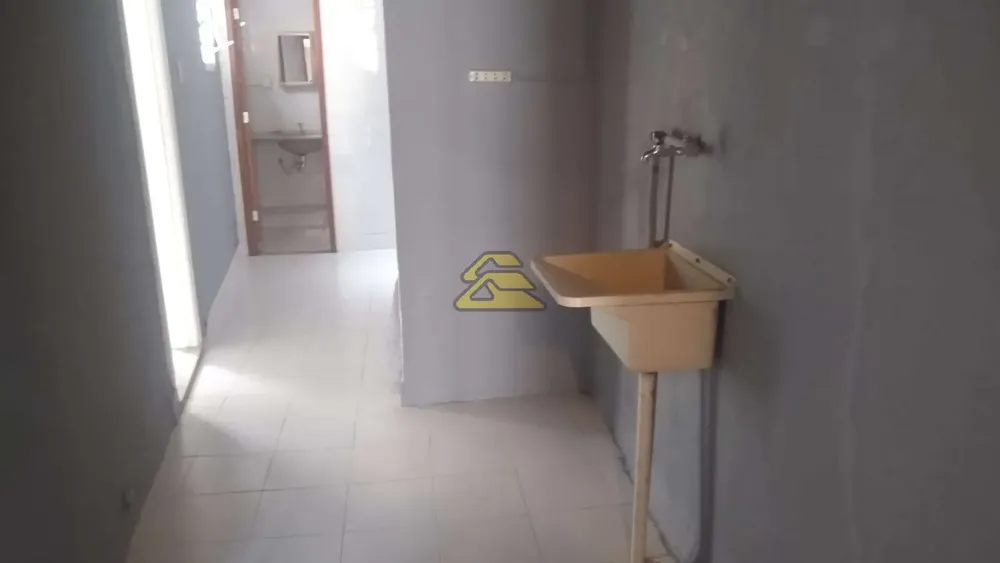 Casa, 6 quartos, 240 m² - Foto 13