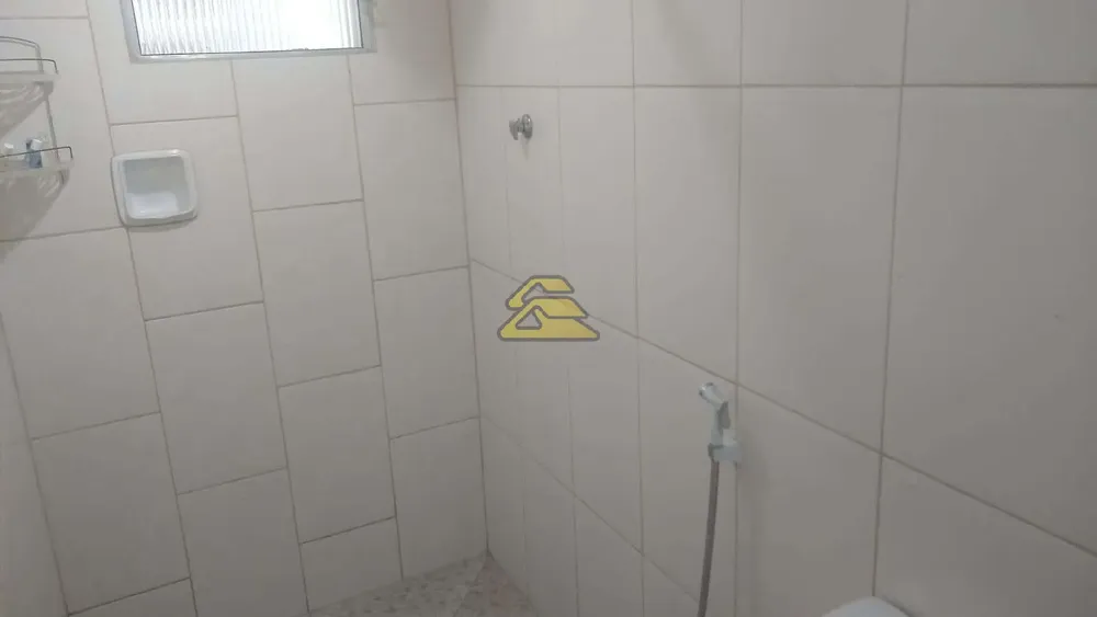 Casa, 6 quartos, 240 m² - Foto 8