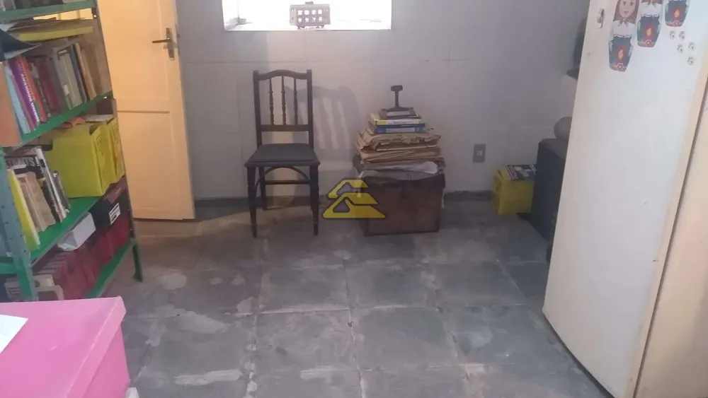 Casa, 6 quartos, 240 m² - Foto 22