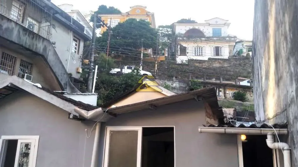 Casa, 6 quartos, 240 m² - Foto 17