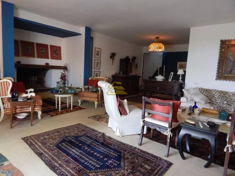 Casa, 7 quartos, 640 m² - Foto 1