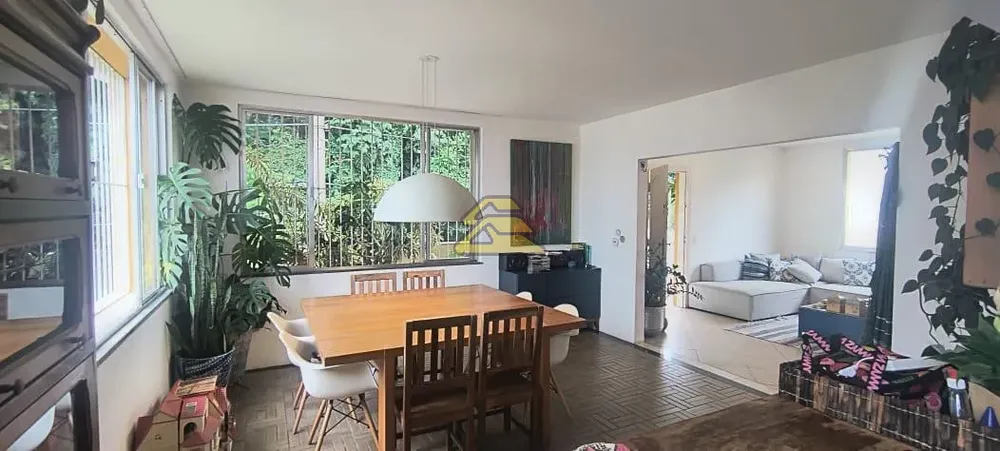 Apartamento, 3 quartos, 130 m² - Foto 1