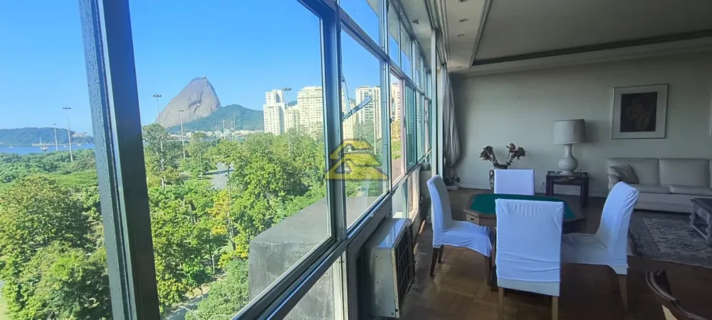 Apartamento, 3 quartos, 258 m² - Foto 2