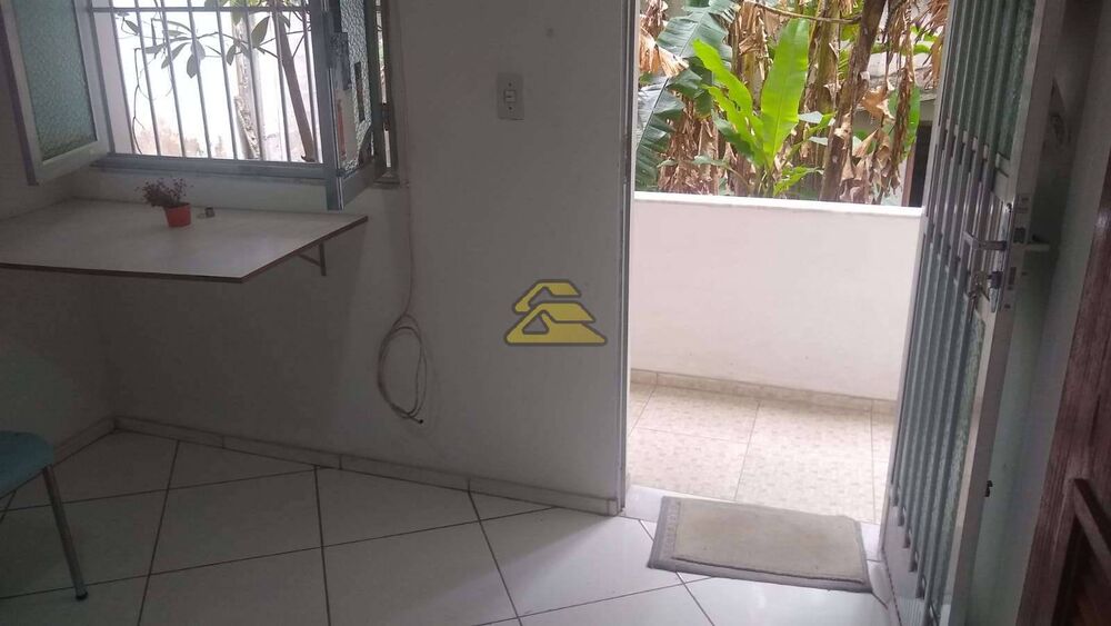Casa, 6 quartos, 240 m² - Foto 8