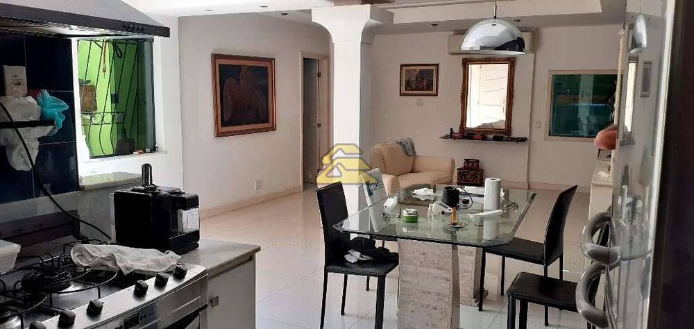 Apartamento à venda com 2 quartos, 93m² - Foto 4
