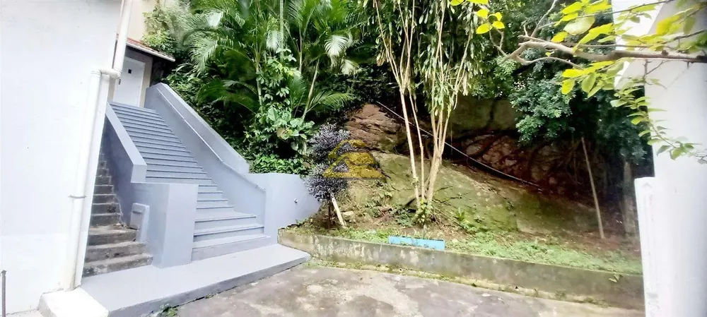 Casa, 8 quartos, 180 m² - Foto 4