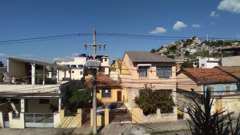 Casa, 4 quartos, 190 m² - Foto 1