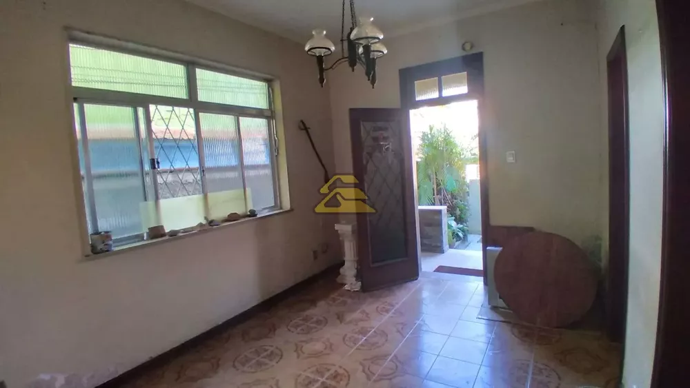 Casa, 4 quartos, 190 m² - Foto 4