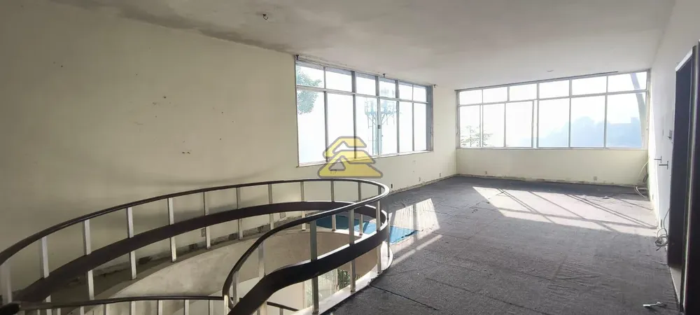 Casa, 9 quartos, 669 m² - Foto 40