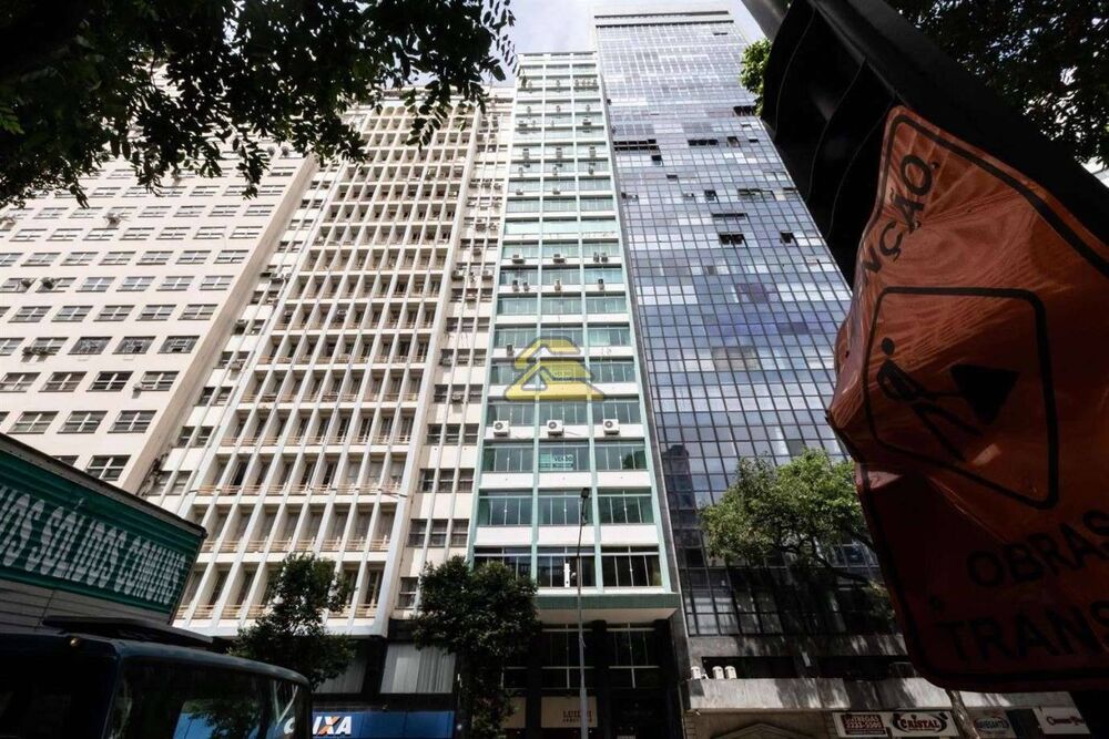 Sala-Conjunto, 211 m² - Foto 1