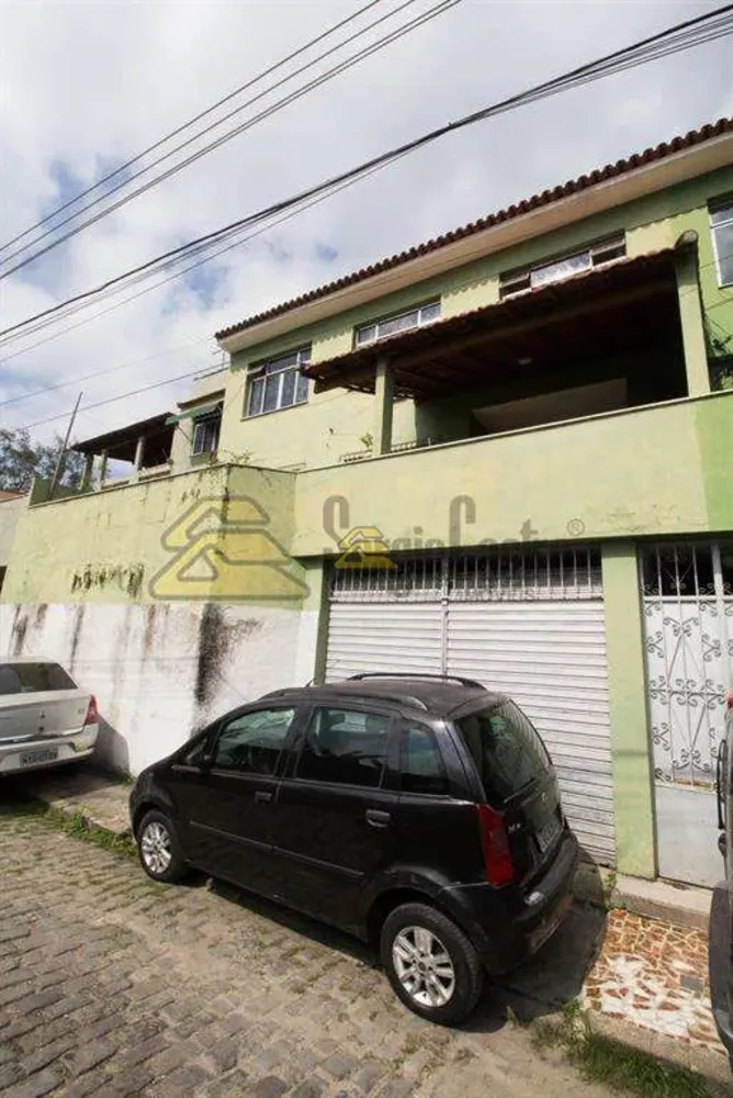 Casa, 5 quartos, 262 m² - Foto 1