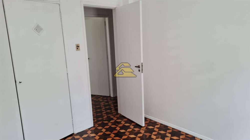 Apartamento à venda com 3 quartos, 118m² - Foto 5