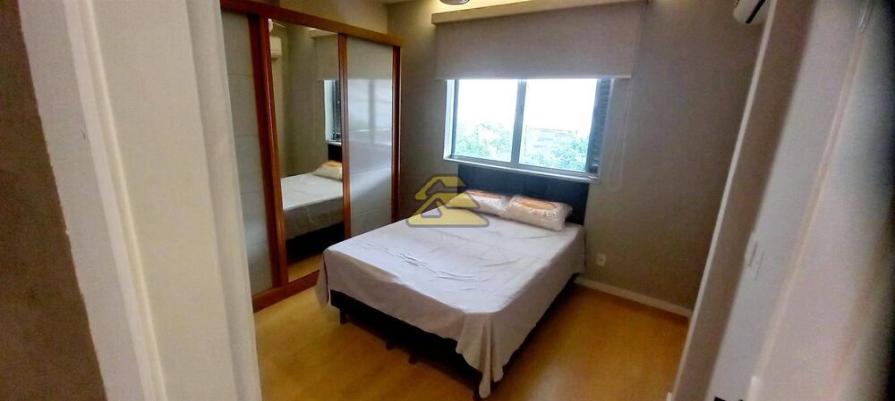 Apartamento à venda com 3 quartos, 120m² - Foto 8