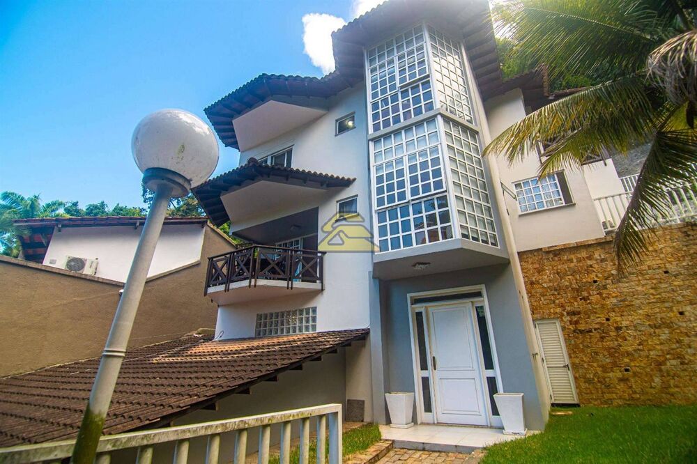 Casa, 4 quartos, 351 m² - Foto 1