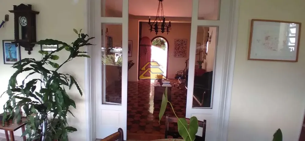 Casa, 6 quartos, 180 m² - Foto 2