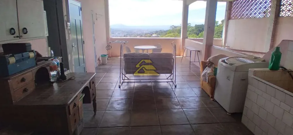 Casa, 6 quartos, 180 m² - Foto 4