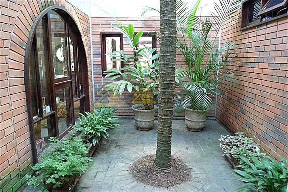 Casa, 3 quartos, 289 m² - Foto 5