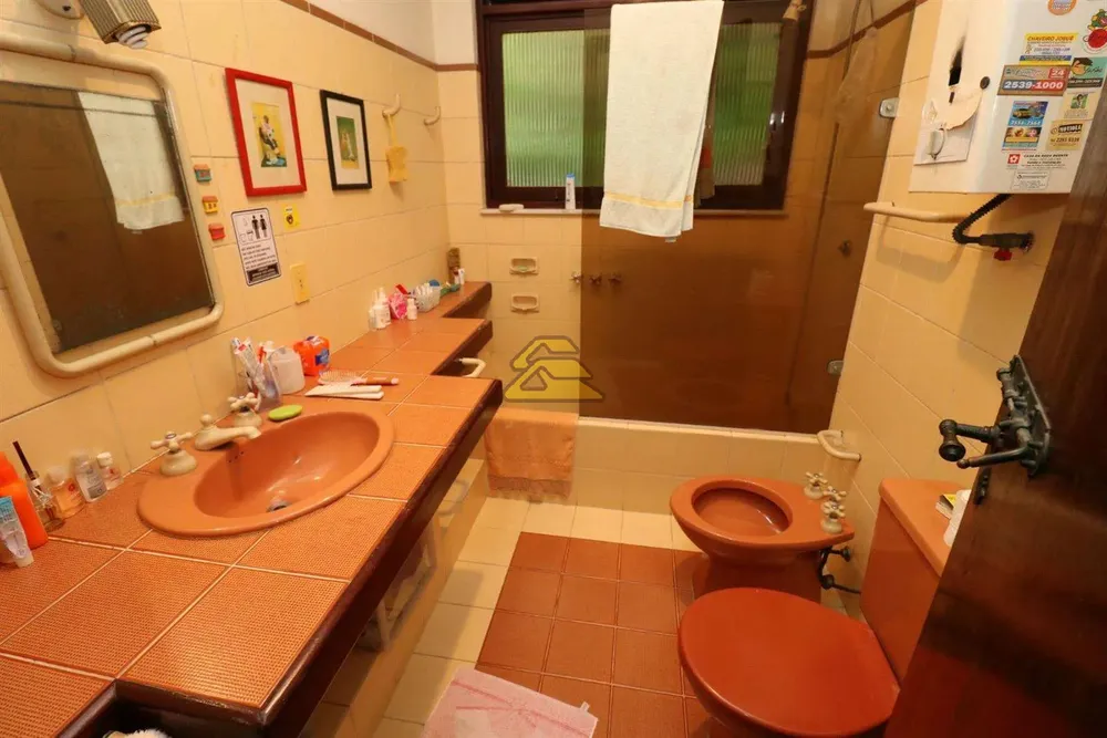 Casa, 3 quartos, 289 m² - Foto 36
