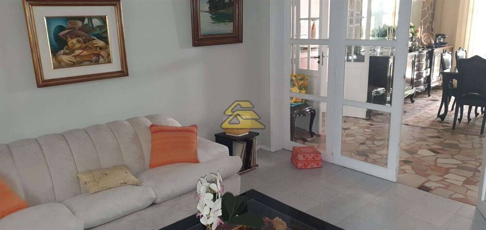 Casa, 3 quartos, 222 m² - Foto 2