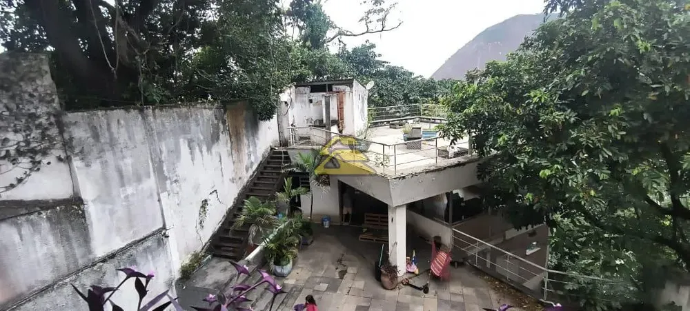 Casa, 6 quartos, 342 m² - Foto 2