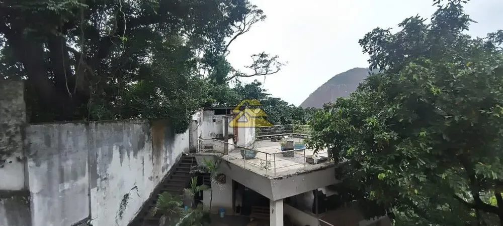 Casa, 6 quartos, 342 m² - Foto 3