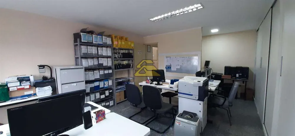 Sala-Conjunto, 300 m² - Foto 1