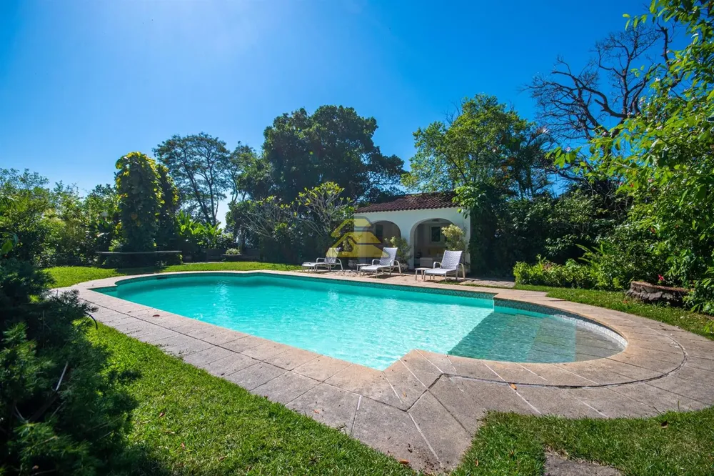 Casa, 7 quartos, 1425 m² - Foto 1